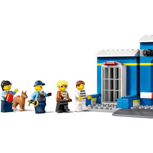 Конструктор Lego City 60370 Побег из полицейского участка фото 2